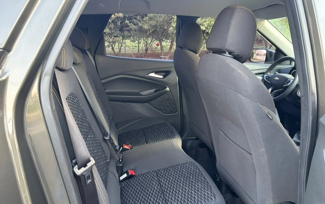 imagem-https://www.socarrao.com.br/sc-vehicle-images-prod/4219192/1792679175259-7d53145acae84f24bd029f78bcb08a4e_1790767060062.jpg