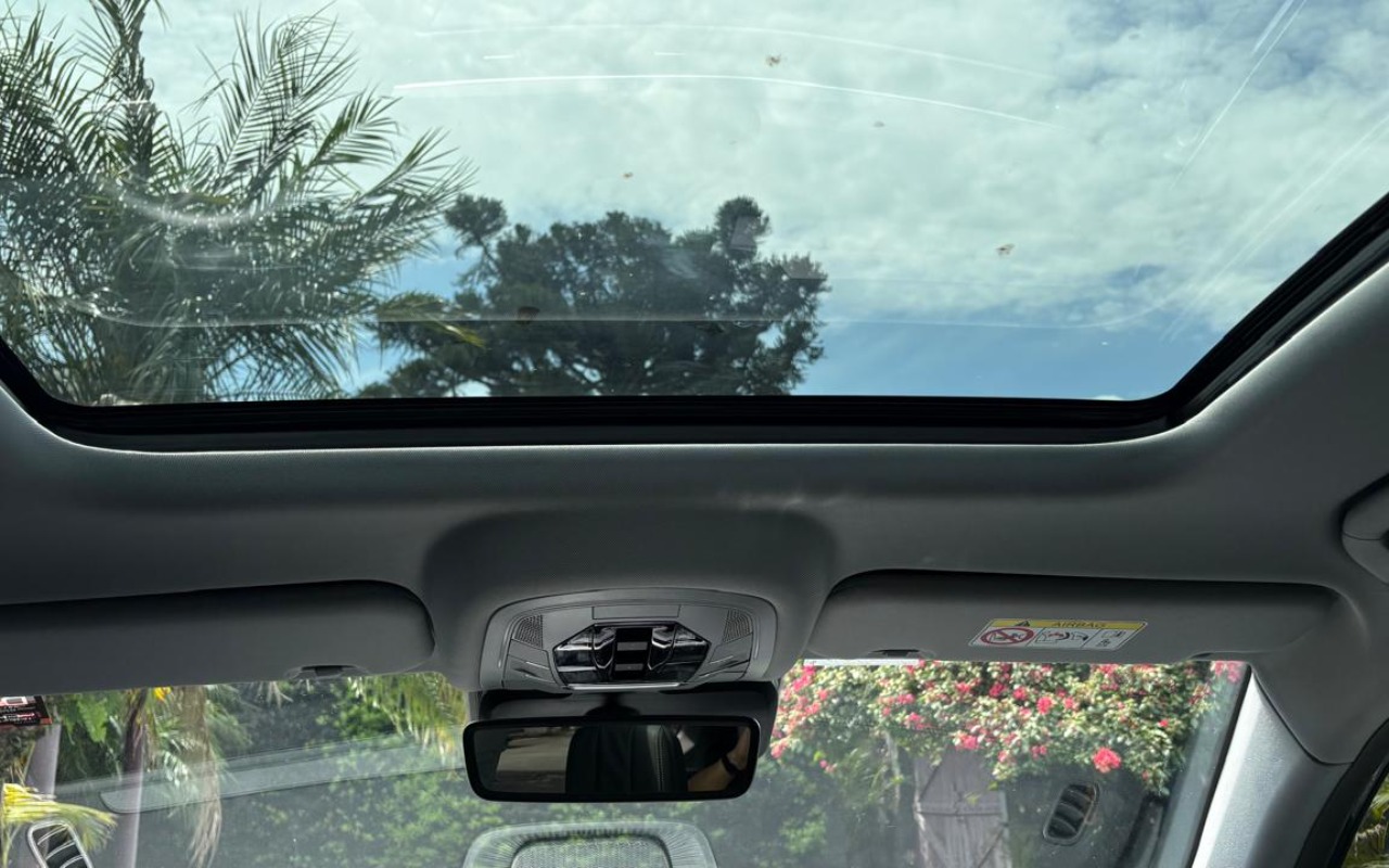 imagem-https://www.socarrao.com.br/sc-vehicle-images-prod/4219472/1790789272817-NDE0NTc3NTAtYTMyZS00OWQ5LWI5NjMtYWUzNmUxNzIyMzA1LmpwZw.jpg
