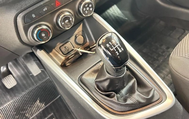 imagem-https://www.socarrao.com.br/sc-vehicle-images-prod/4219586/1790799420313-8467015_3_B_958b1395bc.jpeg