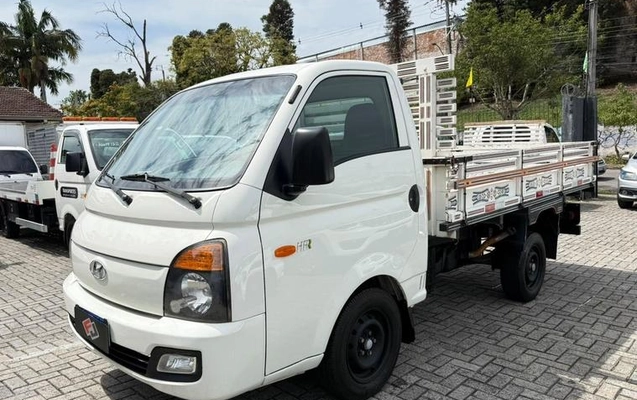 imagem-https://www.socarrao.com.br/sc-vehicle-images-prod/4219646/1790779411896-8528512_7_B_5d1417e70f.jpeg