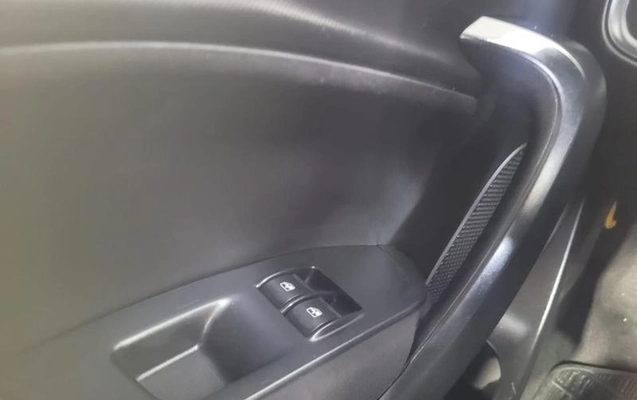 imagem-https://www.socarrao.com.br/sc-vehicle-images-prod/4219704/1790799076511-8451173_3_B_a13ccae1ba.jpeg