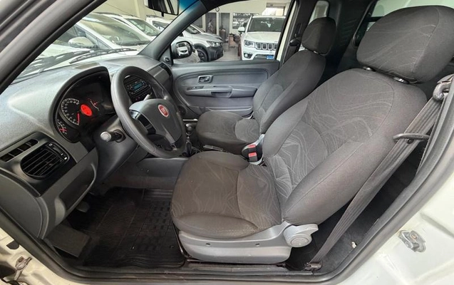 imagem-https://www.socarrao.com.br/sc-vehicle-images-prod/4219840/1790779776205-8509962_6_B_fcb2495627.jpeg