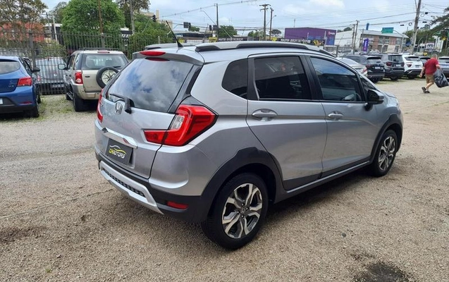 imagem-https://www.socarrao.com.br/sc-vehicle-images-prod/4219935/1791647695913-8528737_10_B_00c4395118.jpeg