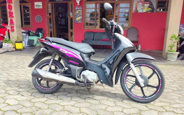 imagem-https://www.socarrao.com.br/sc-vehicle-images-prod/4219979/1791988338906-8528474_14_B_10e03a2f35.jpeg