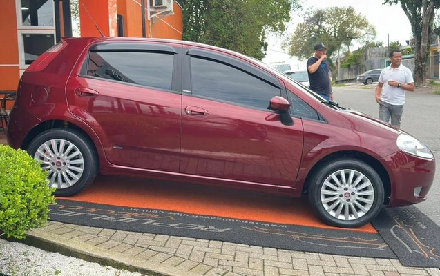 imagem-https://www.socarrao.com.br/sc-vehicle-images-prod/4220045/1790781126194-8450799_4_B_7b35e32e0d.jpeg