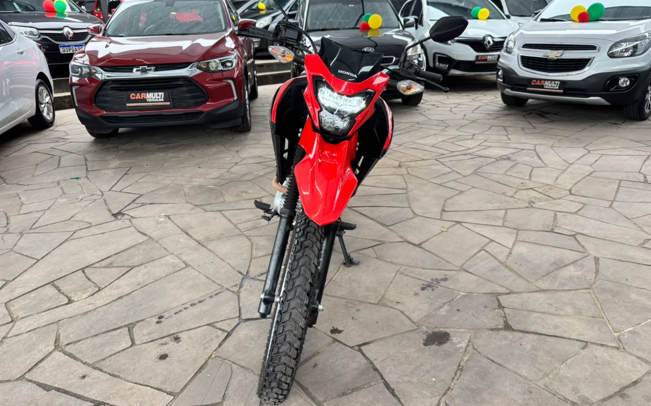 imagem-https://www.socarrao.com.br/sc-vehicle-images-prod/4220046/1790780171802-V2hhdHNBcHAgSW1hZ2UgMjAyNi0wOS0zMCBhdCAxMS40OC4xMyAoMSkuanBlZw.jpeg