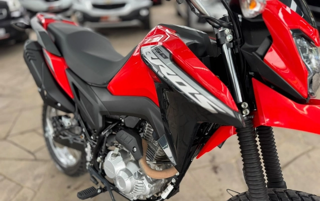 imagem-https://www.socarrao.com.br/sc-vehicle-images-prod/4220046/1790780172014-V2hhdHNBcHAgSW1hZ2UgMjAyNi0wOS0zMCBhdCAxMS40OC4xNCAoMSkuanBlZw.jpeg