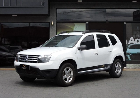 Renault Duster 2015 Branco — foto 1 de 3