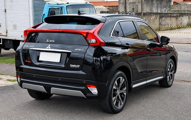 imagem-https://www.socarrao.com.br/sc-vehicle-images-prod/4220146/1790780513948-8512904_3_B_70c7392647.jpeg
