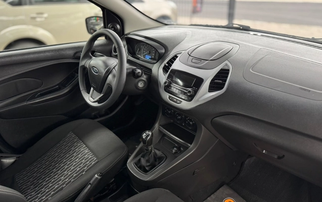 imagem-https://www.socarrao.com.br/sc-vehicle-images-prod/4220148/1790780588608-V2hhdHNBcHAgSW1hZ2UgMjAyNi0wOS0zMCBhdCAxMS41Mi40NyAoMykuanBlZw.jpeg