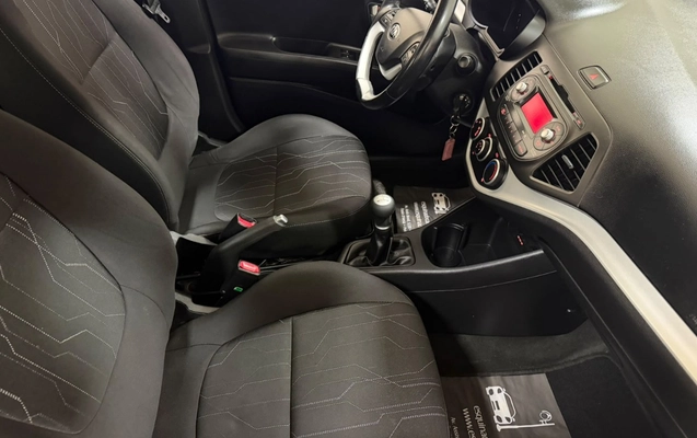 imagem-https://www.socarrao.com.br/sc-vehicle-images-prod/4220156/1790780675389-V2hhdHNBcHAgSW1hZ2UgMjAyNi0wOS0wNSBhdCAxMC4yNC41NSAoMikuanBlZw.jpeg