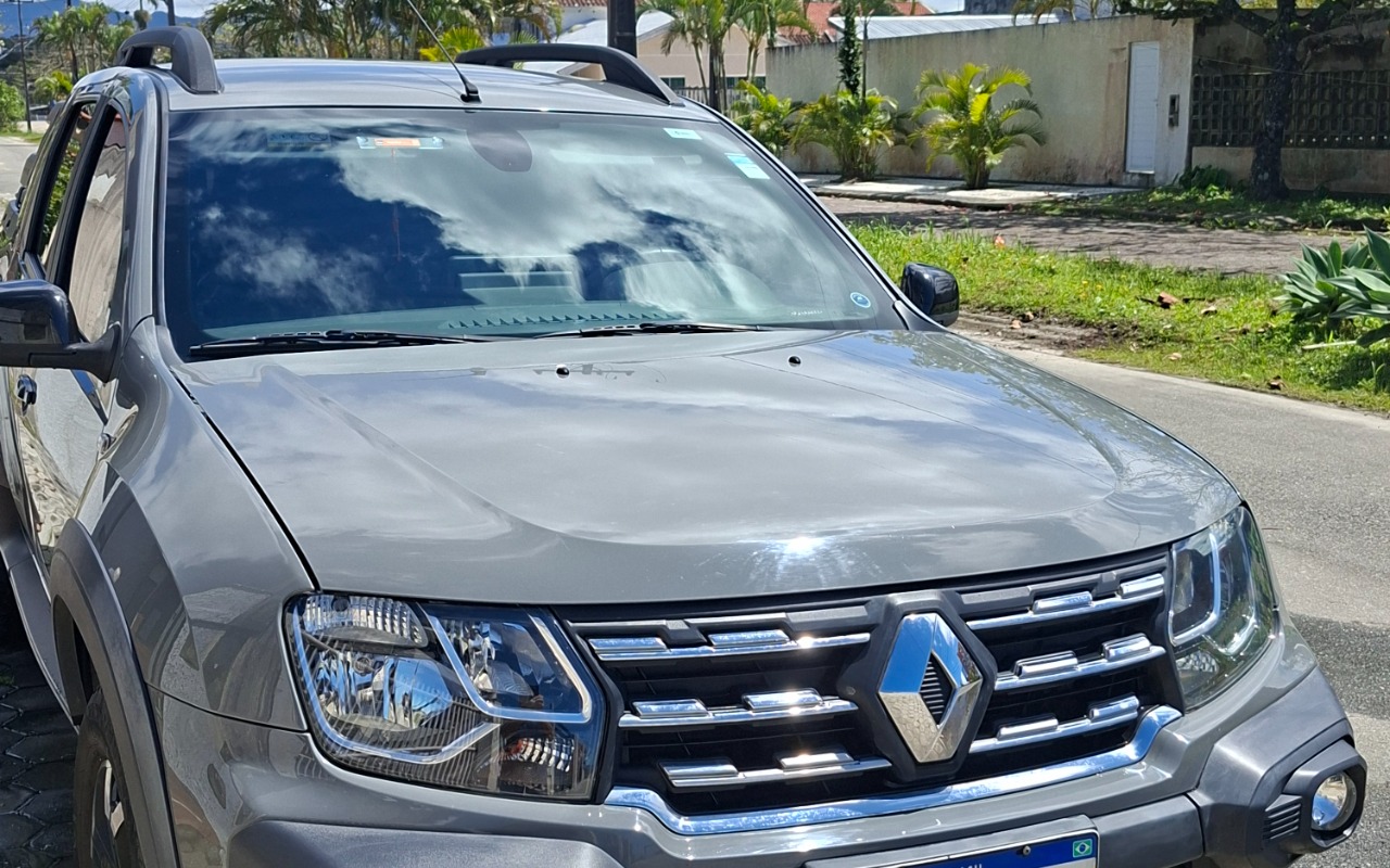 Renault Duster Oroch 2023 Cinza — foto 1 de 3