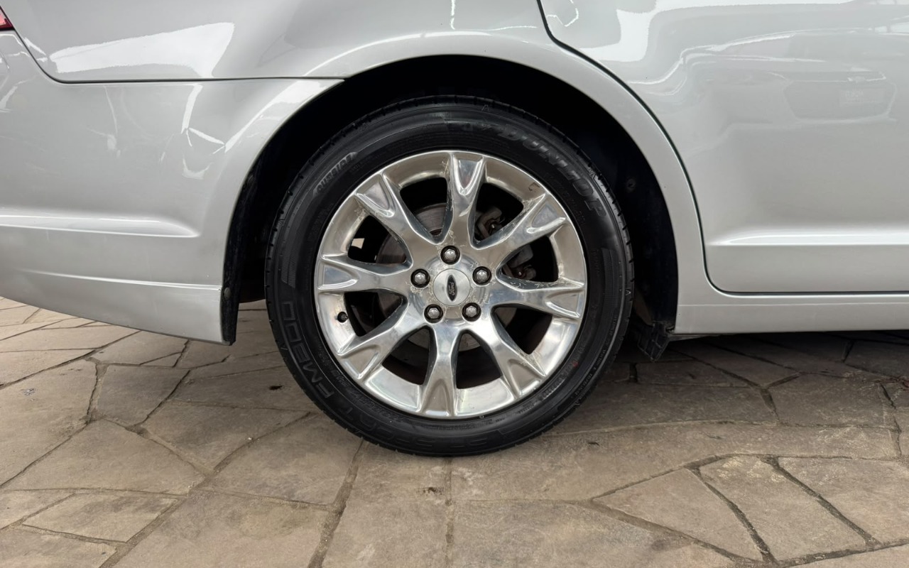 imagem-https://www.socarrao.com.br/sc-vehicle-images-prod/4220448/1790781280851-V2hhdHNBcHAgSW1hZ2UgMjAyNi0wOS0zMCBhdCAxMi4wNS4zMiAoMSkuanBlZw.jpeg