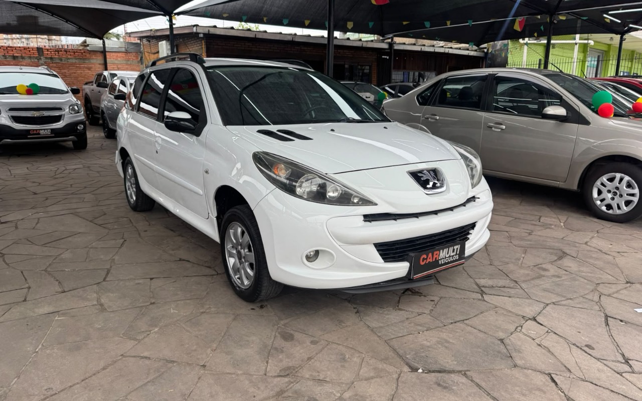 Peugeot 207 SW XR 1.4 Flex 8V 5p 2010 Branco — foto 1 de 3
