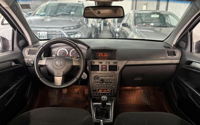 imagem-https://www.socarrao.com.br/sc-vehicle-images-prod/4220455/1791634462202-8522517_0_B_6e2467227e.jpeg