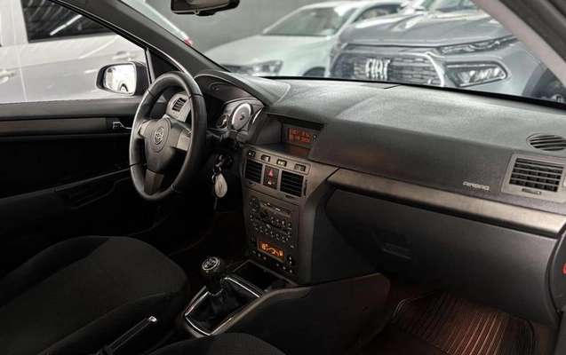 imagem-https://www.socarrao.com.br/sc-vehicle-images-prod/4220455/1791634462208-8522517_0_B_7d8820b905.jpeg