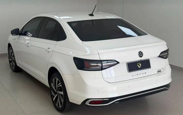 imagem-https://www.socarrao.com.br/sc-vehicle-images-prod/4220633/1790781674410-8210748_22_B_5ac02ee8a7.jpeg