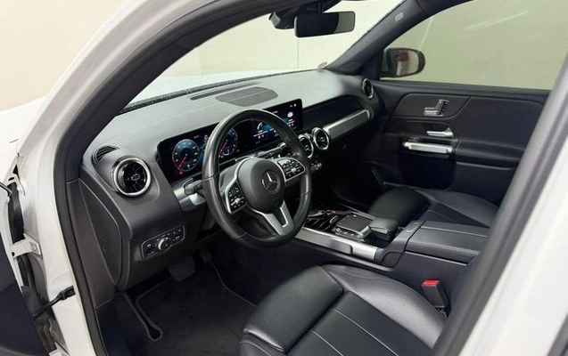 imagem-https://www.socarrao.com.br/sc-vehicle-images-prod/4220636/1790781677549-8494059_8_B_4f78830556.jpeg