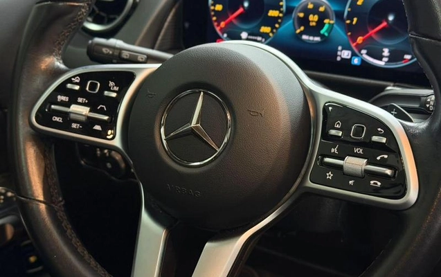imagem-https://www.socarrao.com.br/sc-vehicle-images-prod/4220636/1790781677560-8494059_29_B_15e22a648c.jpeg