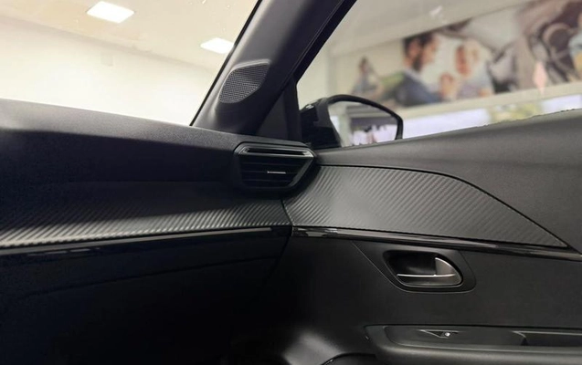 imagem-https://www.socarrao.com.br/sc-vehicle-images-prod/4220712/1790781866992-8528939_11_B_99ba459a4e.jpeg