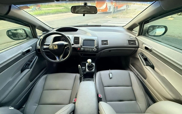 imagem-https://www.socarrao.com.br/sc-vehicle-images-prod/4220750/1790782289068-1_123120.jpg