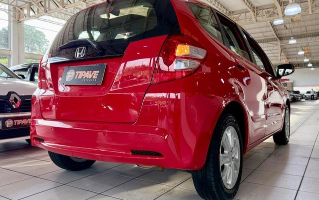 imagem-https://www.socarrao.com.br/sc-vehicle-images-prod/4221252/1791559141109-8514011_4_B_21b8320537.jpeg