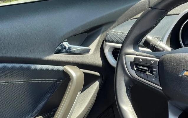 imagem-https://www.socarrao.com.br/sc-vehicle-images-prod/4221284/1790783709875-V2hhdHNBcHAgSW1hZ2UgMjAyNi0wOS0yNSBhdCAxNS4yOS4wNS5qcGVn.jpeg
