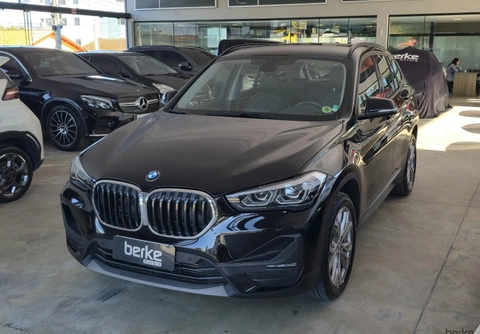 Bmw X1 2020 Preto — foto 1 de 3