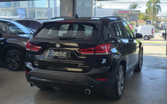 imagem-https://www.socarrao.com.br/sc-vehicle-images-prod/4221317/1790783887103-b2f3c5fe1b95494c93ffa03bc6bf207f_1790783755406.jpg