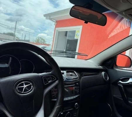 imagem-https://www.socarrao.com.br/sc-vehicle-images-prod/4222024/1791479377869-8529226_8_B_baef74c454.jpeg