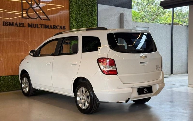 imagem-https://www.socarrao.com.br/sc-vehicle-images-prod/4222027/1790859240911-8529100_10_B_7d9574862d.jpeg