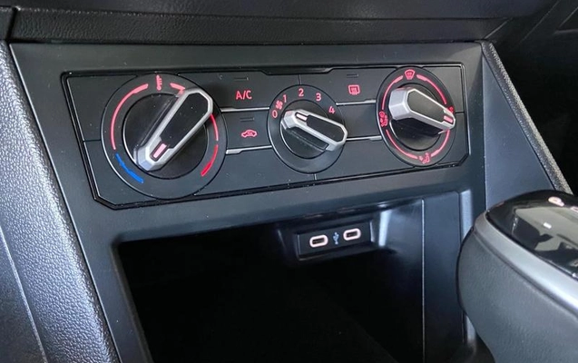 imagem-https://www.socarrao.com.br/sc-vehicle-images-prod/4222206/1790953711890-8332516_19_B_d423fa26ef.jpeg