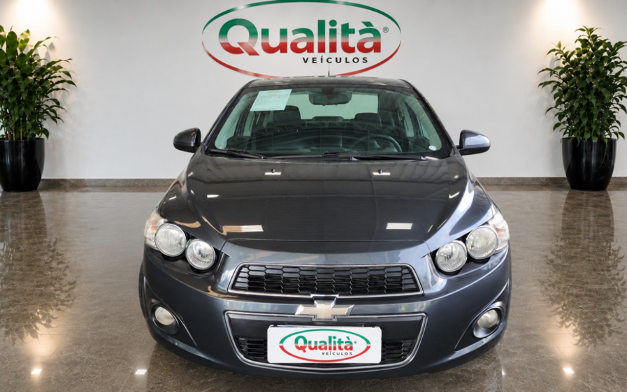 imagem-https://www.socarrao.com.br/sc-vehicle-images-prod/4222210/1792244415361-MDcucG5n.png