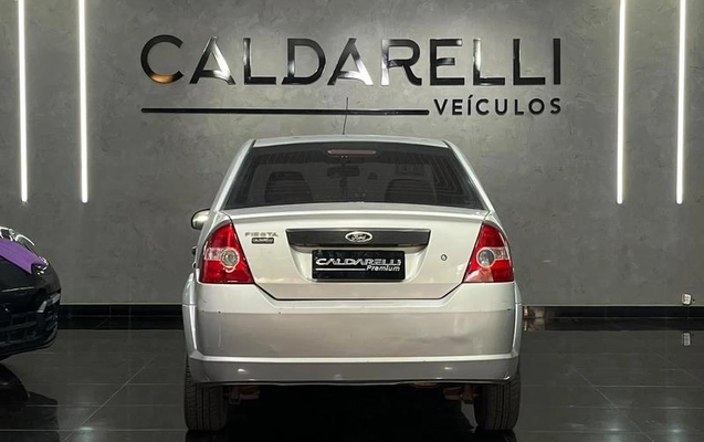 imagem-https://www.socarrao.com.br/sc-vehicle-images-prod/4222519/1791219775995-8528610_3_B_f832d1cc22.jpeg