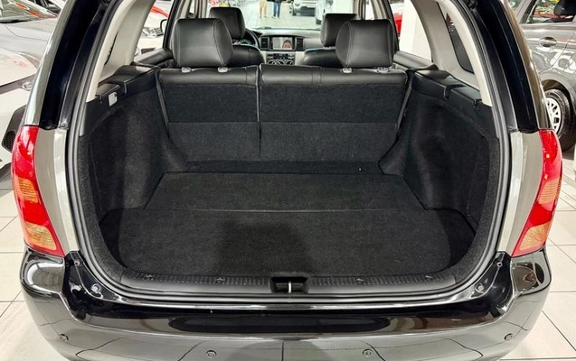 imagem-https://www.socarrao.com.br/sc-vehicle-images-prod/4222651/1790790876784-8521349_14_B_0254ba39f6.jpeg