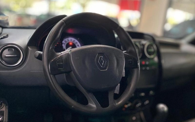 imagem-https://www.socarrao.com.br/sc-vehicle-images-prod/4222676/1790787095491-8436762_12_B_7c5922a013.jpeg