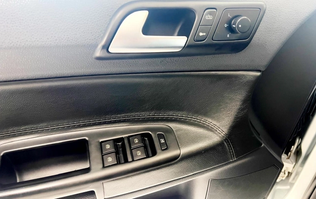 imagem-https://www.socarrao.com.br/sc-vehicle-images-prod/4222679/1790787194257-OC5qcGVn.jpeg