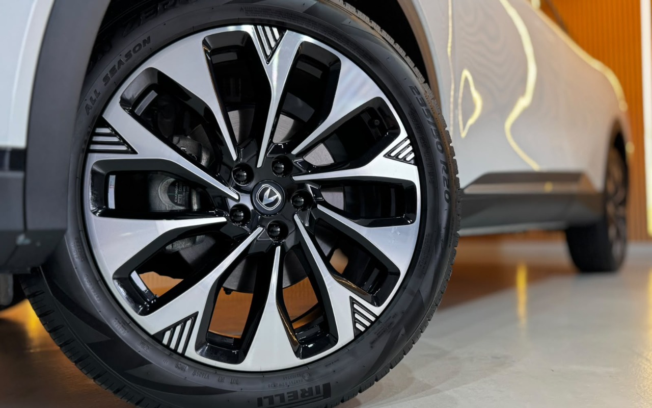 imagem-https://www.socarrao.com.br/sc-vehicle-images-prod/4222859/1790787463662-V2hhdHNBcHAgSW1hZ2UgMjAyNi0wOS0yOCBhdCAxMC41Ni41MiAoNCkuanBlZw.jpeg
