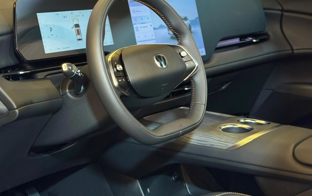 imagem-https://www.socarrao.com.br/sc-vehicle-images-prod/4222859/1790787464550-V2hhdHNBcHAgSW1hZ2UgMjAyNi0wOS0yOCBhdCAxMC41Ni41MyAoOSkuanBlZw.jpeg