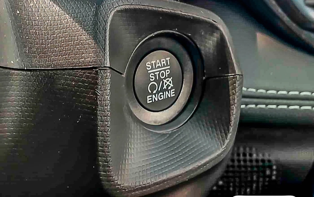 imagem-https://www.socarrao.com.br/sc-vehicle-images-prod/4222862/1790865515647-f533ddb2-19ce-4802-8cd9-a9899f1a0273.jpg