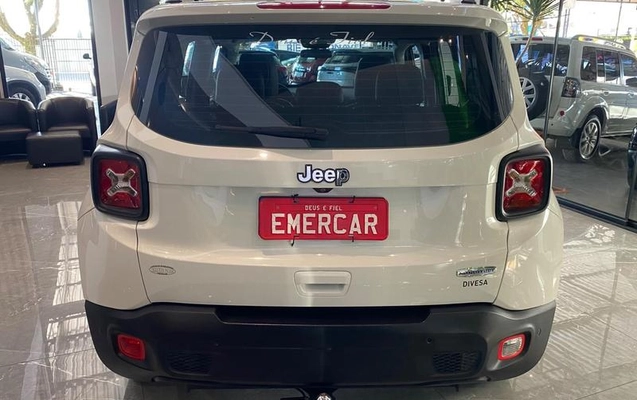 imagem-https://www.socarrao.com.br/sc-vehicle-images-prod/4222865/1790787591977-8289356_22_B_f36251c14b.jpeg