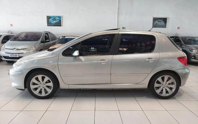 imagem-https://www.socarrao.com.br/sc-vehicle-images-prod/4222945/1790861855336-8529328_9_B_24e83d212b.jpg