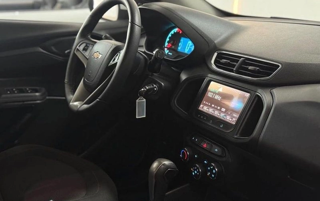 imagem-https://www.socarrao.com.br/sc-vehicle-images-prod/4222962/1790787806536-8508412_11_B_4b3f94db81.jpeg