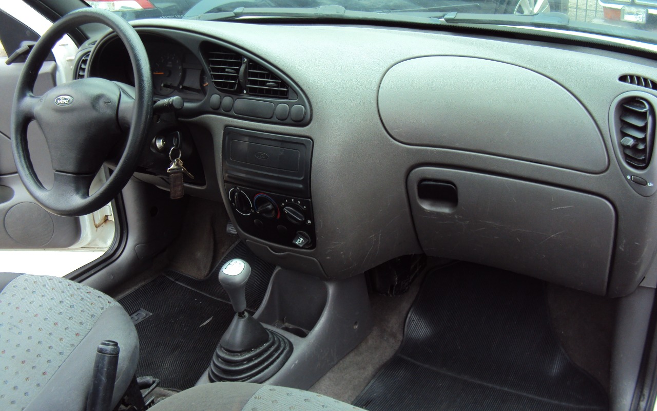 imagem-https://www.socarrao.com.br/sc-vehicle-images-prod/4223072/1790787951453-RFNDMDE3NDMuSlBH.JPG