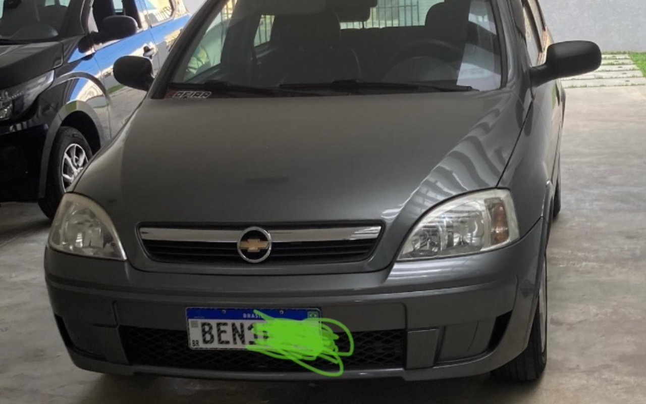 Chevrolet Corsa 2012 Cinza — foto 1 de 3