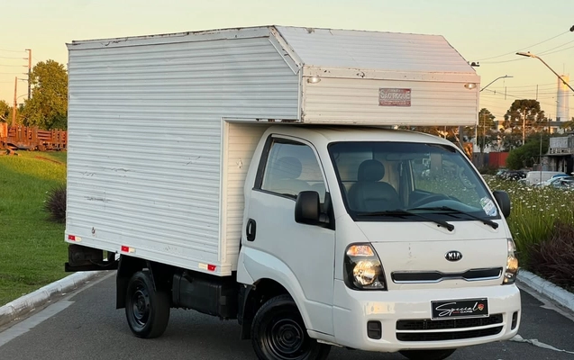 imagem-https://www.socarrao.com.br/sc-vehicle-images-prod/4223420/1790788612135-V2hhdHNBcHAgSW1hZ2UgMjAyNi0wOS0yNiBhdCAxNS4yOC4xMy5qcGVn.jpeg