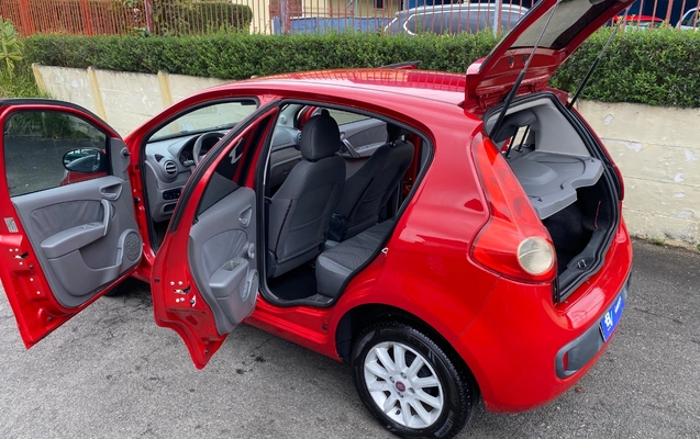 imagem-https://www.socarrao.com.br/sc-vehicle-images-prod/4223503/1790789156848-SU1HXzE1OTcuanBlZw.jpeg