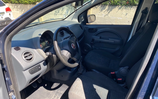 imagem-https://www.socarrao.com.br/sc-vehicle-images-prod/4223533/1790789212990-SU1HXzE1MjguanBlZw.jpeg