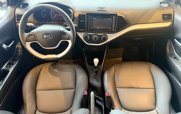 imagem-https://www.socarrao.com.br/sc-vehicle-images-prod/4223545/1791309460358-8529580_13_B_48470dcce5.jpeg