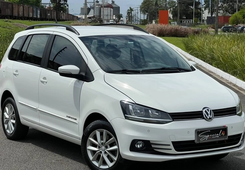 Volkswagen SpaceFox 2016 Branco — foto 1 de 3